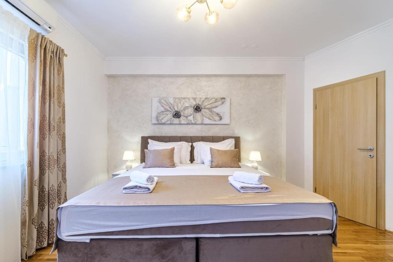 Luxury Apartmens Sebastijan&Karlo Σπλιτ Εξωτερικό φωτογραφία