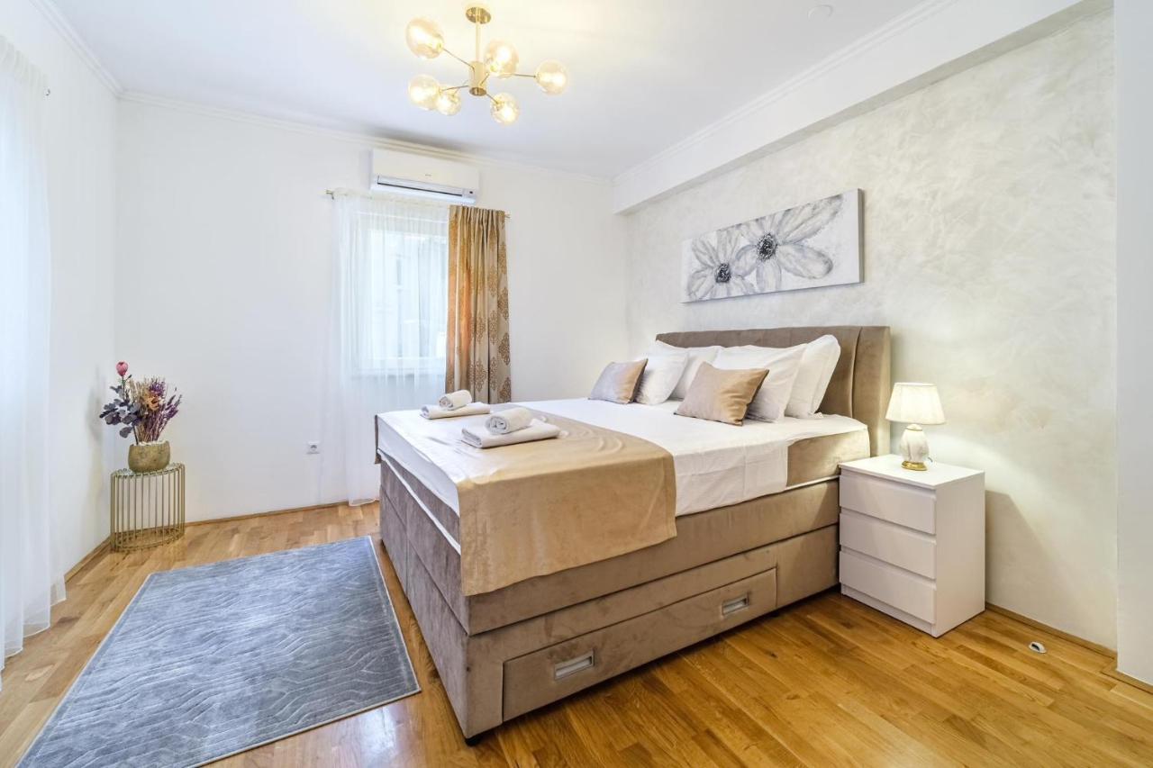 Luxury Apartmens Sebastijan&Karlo Σπλιτ Εξωτερικό φωτογραφία